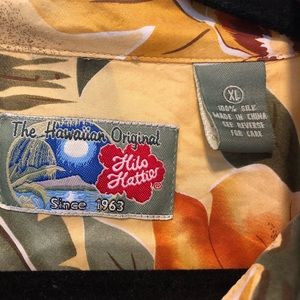 Hilo Hatties The Hawaiian Original 100% Silk Shirt
